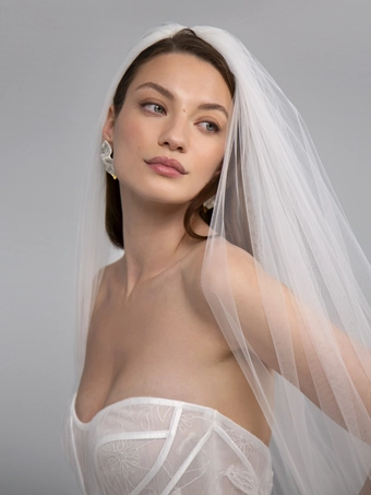 Valentini #V1453 #9 frontface vertical cropped thumbnail