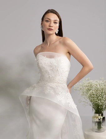 Valentini #V1463 #5 frontface vertical cropped thumbnail