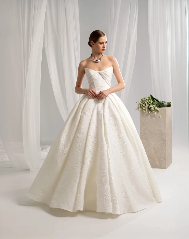 Valentini Style #E0928 Default Thumbnail Image