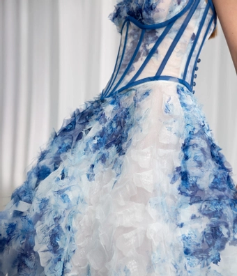 Valentini Style #E0933 #4 frontface vertical cropped thumbnail