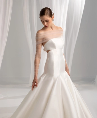 Valentini Style #E0935 #2 frontface vertical cropped thumbnail