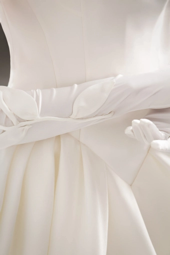 Valentini Style #E0937 #2 frontface vertical cropped thumbnail