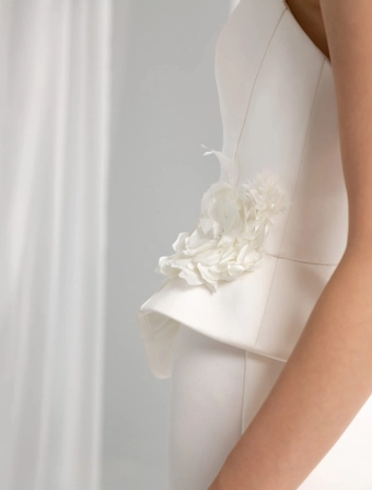 Valentini Style #E0938 #4 vertical cropped thumbnail