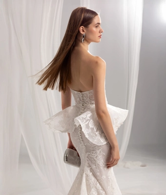 Valentini Style #V1464 #8 backface vertical cropped thumbnail