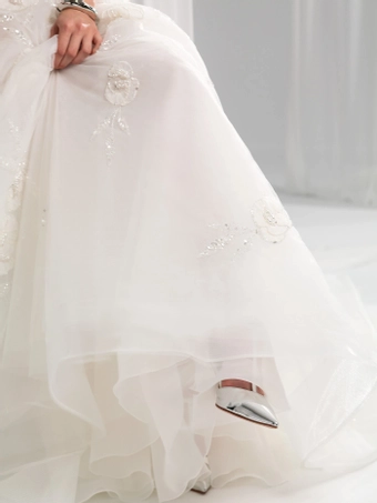 Valentini Style #V1467 #6 vertical cropped thumbnail