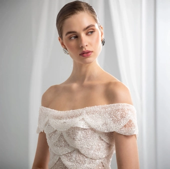 Valentini Style #V1469 #6 frontface cropped thumbnail