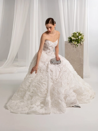 Valentini Style #V1470 #1 frontface vertical thumbnail