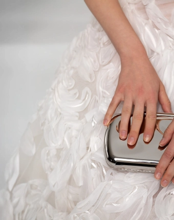 Valentini Style #V1470 #5 frontface vertical cropped thumbnail