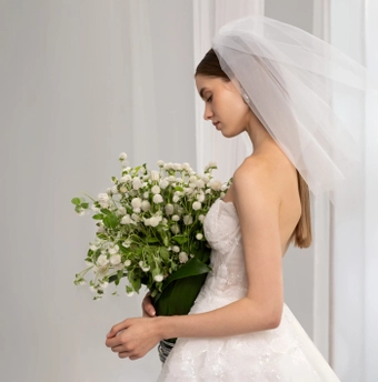 Valentini Style #V1472 #5 vertical cropped thumbnail