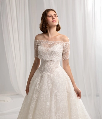 Valentini Style #V1475 #2 frontface vertical cropped thumbnail