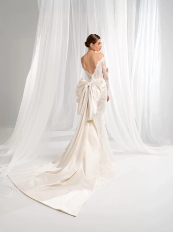 Valentini Style #V1477 #3 backface vertical thumbnail