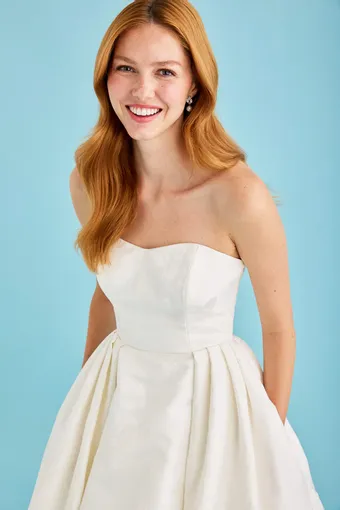 Lea-Ann Belter #Adeline #2 frontface vertical cropped thumbnail