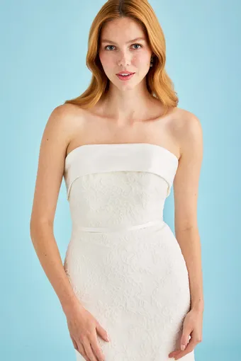 Lea-Ann Belter #Chloe #2 frontface vertical cropped thumbnail