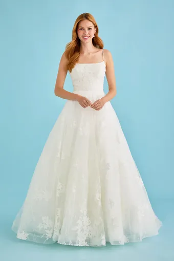 Lea-Ann Belter #Denise #0 default frontface vertical thumbnail