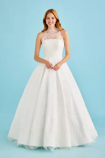 Lea-Ann Belter #Sabine #2 frontface vertical thumbnail