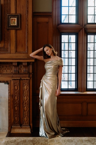 Sareh Nouri Golden Hour $4 frontface vertical thumbnail