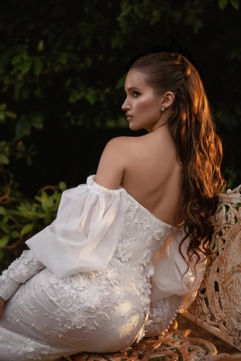 Mistrelli Style #Ciel #4 default backface vertical cropped thumbnail