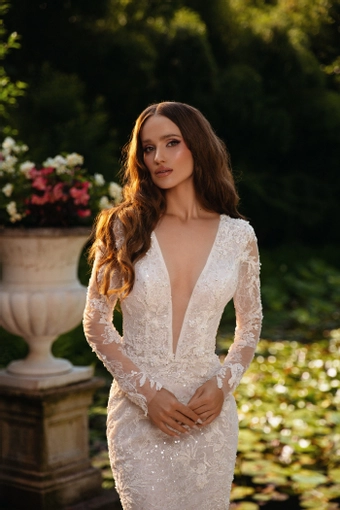 Mistrelli Style #Magnolia #3 frontface vertical cropped thumbnail