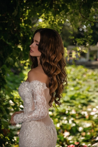 Mistrelli Style #Rosetta #3 backface vertical cropped thumbnail