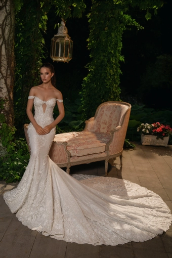 Mistrelli Style #Valencia #1 frontface vertical thumbnail