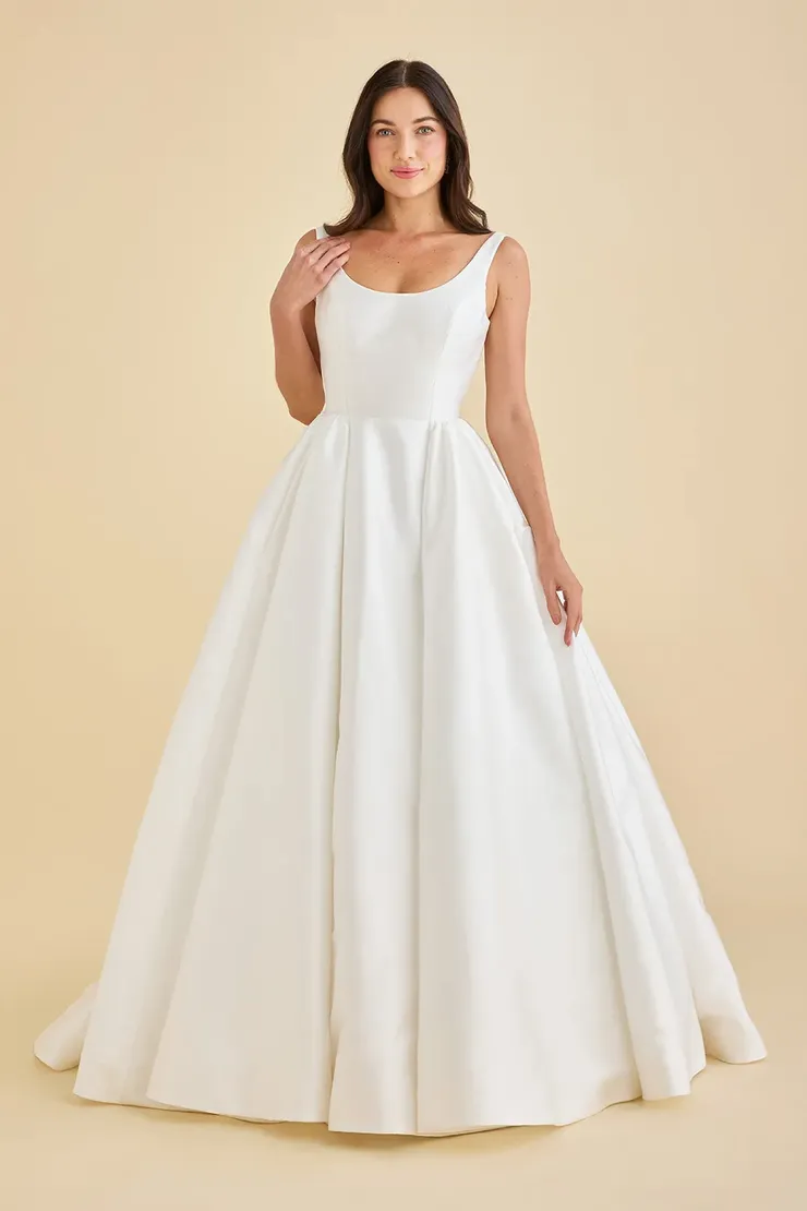 Astrid and Mercedes Style #Belle Default Thumbnail Image