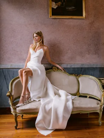 Monique Lhuillier Arden #1 frontface vertical thumbnail