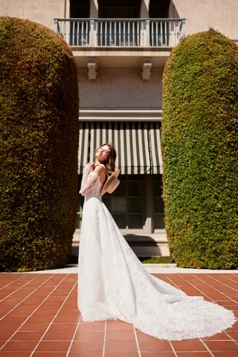 Monique Lhuillier Lawrence #1 default backface vertical thumbnail