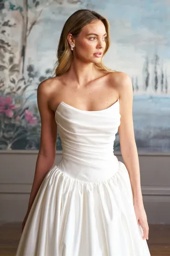 Caroline Castigliano Style Wild Iris #3 frontface vertical cropped thumbnail