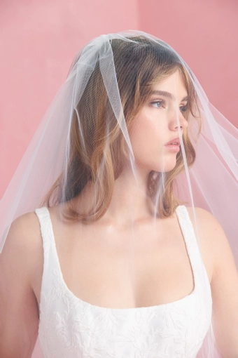 Blue Willow by Anne Barge Style Amelie #4 frontface vertical cropped thumbnail