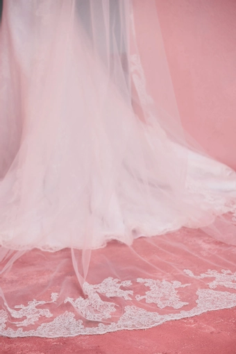 Blue Willow by Anne Barge Style Lucienne #4 vertical cropped thumbnail