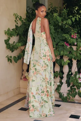 T717 #2 backface vertical thumbnail