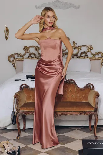 T816 #9 frontface vertical thumbnail