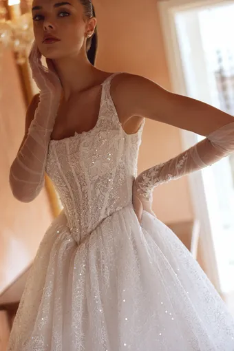 DOMINISS Kira #3 frontface vertical cropped thumbnail