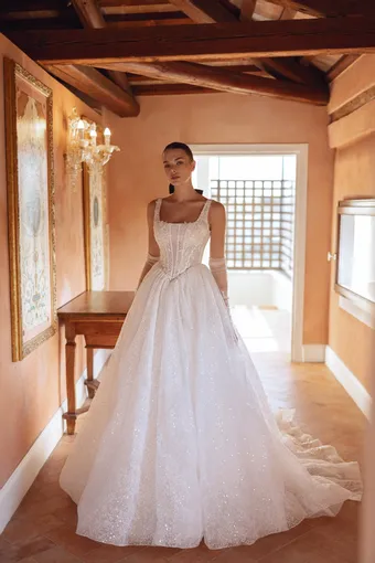 DOMINISS Kira #0 default frontface vertical thumbnail