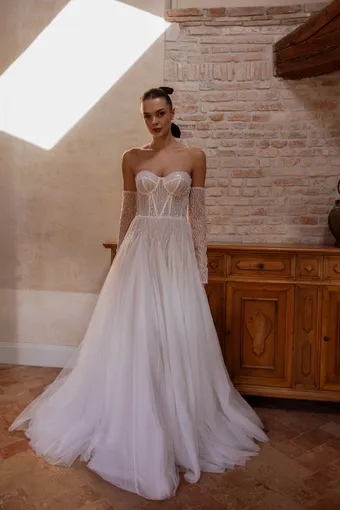 DOMINISS Krystal #0 default frontface vertical thumbnail