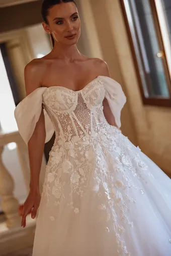 DOMINISS Kylie #2 frontface vertical cropped thumbnail