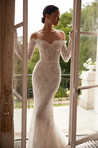 Yedyna YD18285 #1 frontface vertical thumbnail