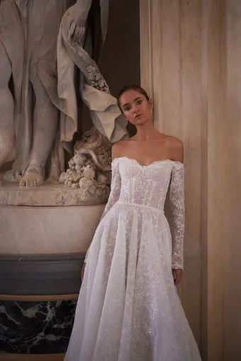 Yedyna YD18286 #2 frontface vertical cropped thumbnail