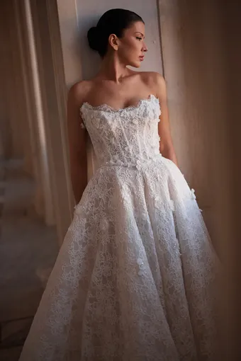 Yedyna YD18292 #2 frontface vertical cropped thumbnail