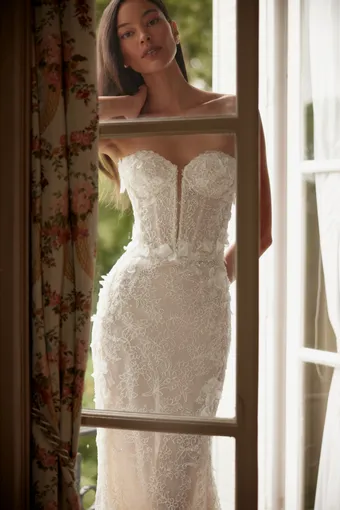 Yedyna YD18303 #6 frontface vertical cropped thumbnail