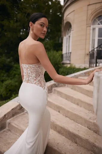 YEDYNA YD18306 #5 default backface vertical cropped thumbnail