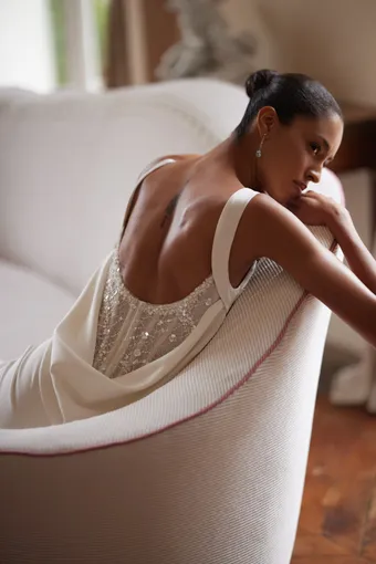 Yedyna YD18319 #3 backface vertical cropped thumbnail