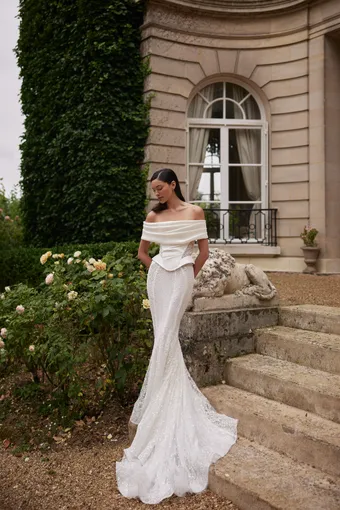 Yedyna YD18320C #1 frontface vertical thumbnail