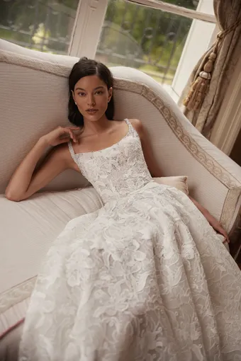 Yedyna YD18326 #2 frontface vertical cropped thumbnail