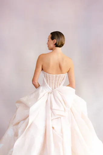 Ines Di Santo Alba #5 frontface vertical cropped thumbnail