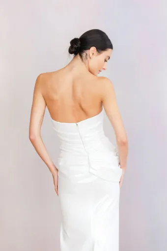 Ines Di Santo Brisa #5 backface vertical cropped thumbnail