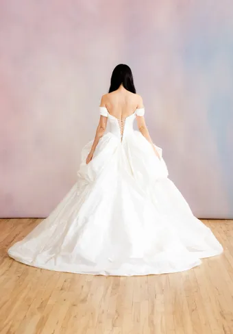 Ines Di Santo Elwood #2 default backface vertical thumbnail