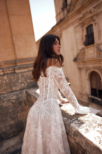 01454 Pollardi #3 backface vertical cropped thumbnail