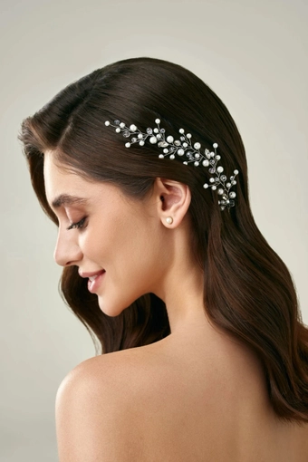 943087 Pollardi #0 default backface vertical cropped thumbnail