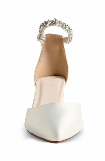 Benjamin Walk #Julie #3 vertical thumbnail